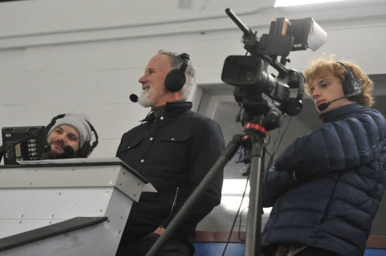 ESPN announces move to retain veteran NHL broadcaster