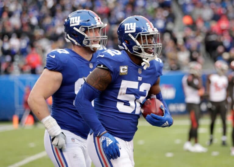 Former Giants, Raiders, Cardinals end dies at 35