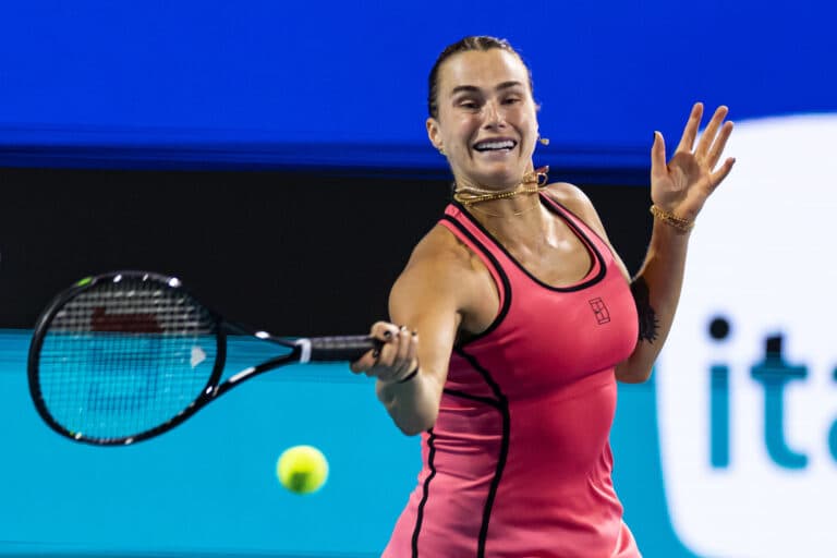 Aryna Sabalenka shrieks her way to victory over Naomi Osaka