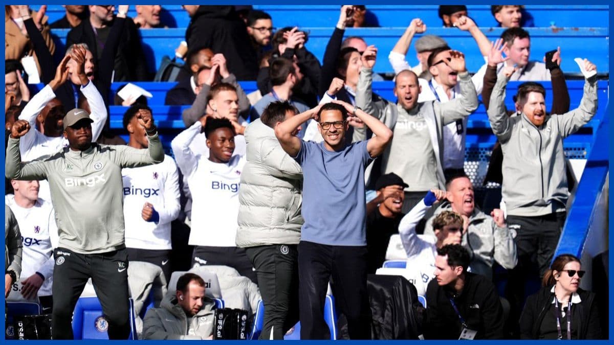 Why Liam Rosenior was “frustrated” at Chelsea stars after first half against Man City