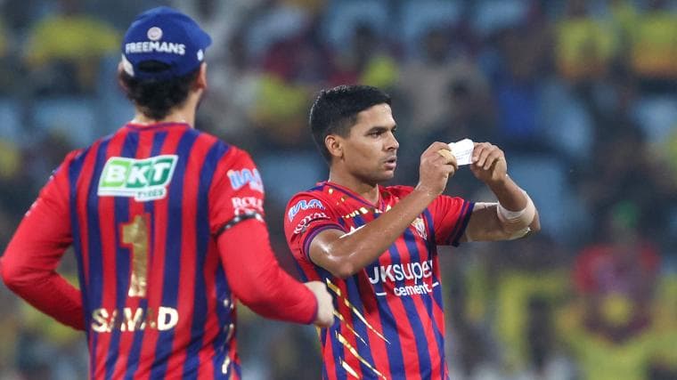 What was written on Akash Singh's paper? LSG pacer unveils note celebration vs CSK after picking Sanju Samson's wicket