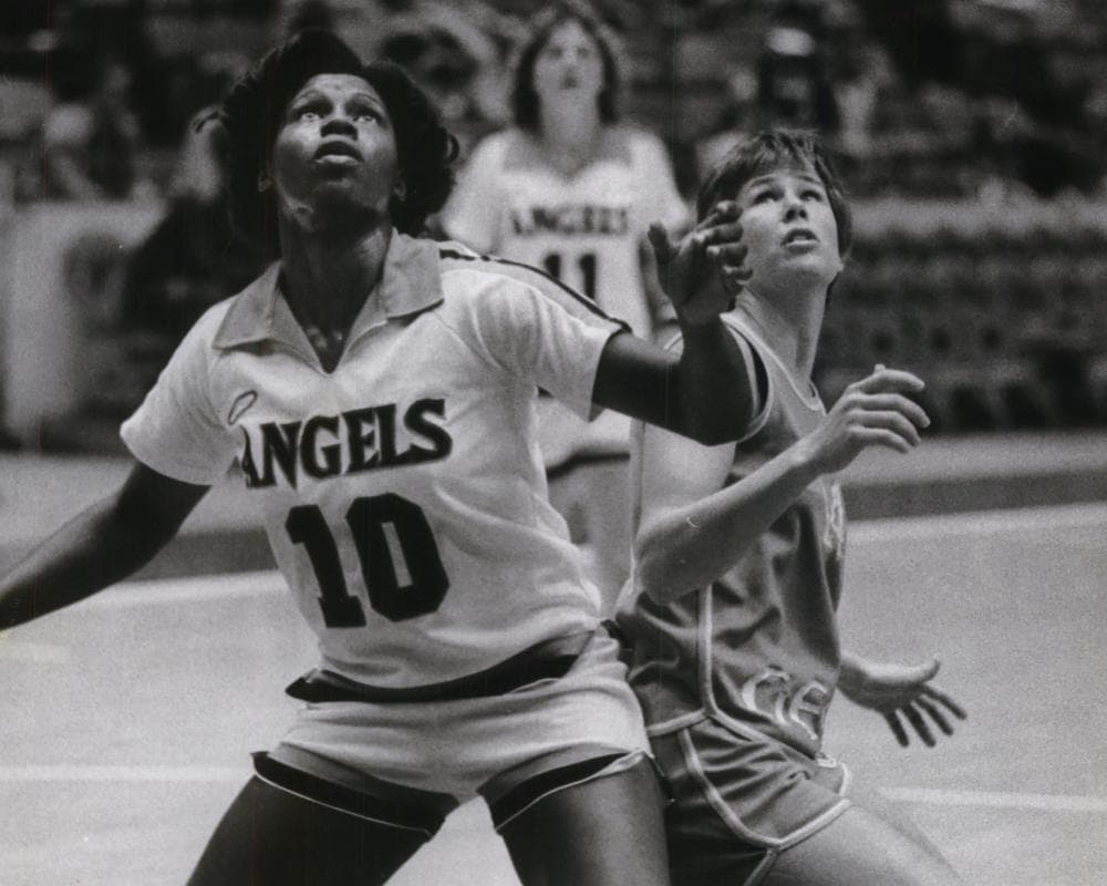 Floods, baskets and Billie Jean King: how the rough and tumble WBL set the stage for the WNBA
