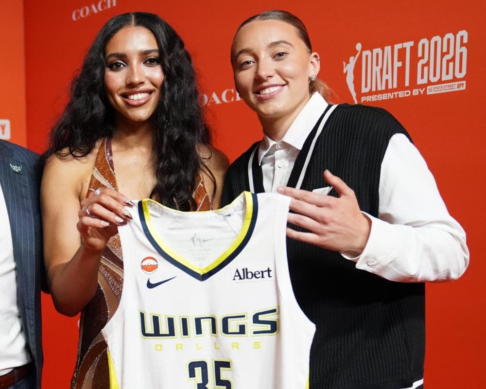 Paige Bueckers says relationship with Azzi Fudd ‘nobody’s business but our own’