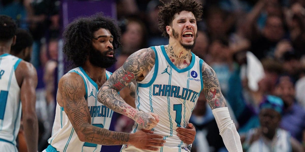 NBA Game Hero Repeatedly Punches Mascot ... Out Of Happiness?