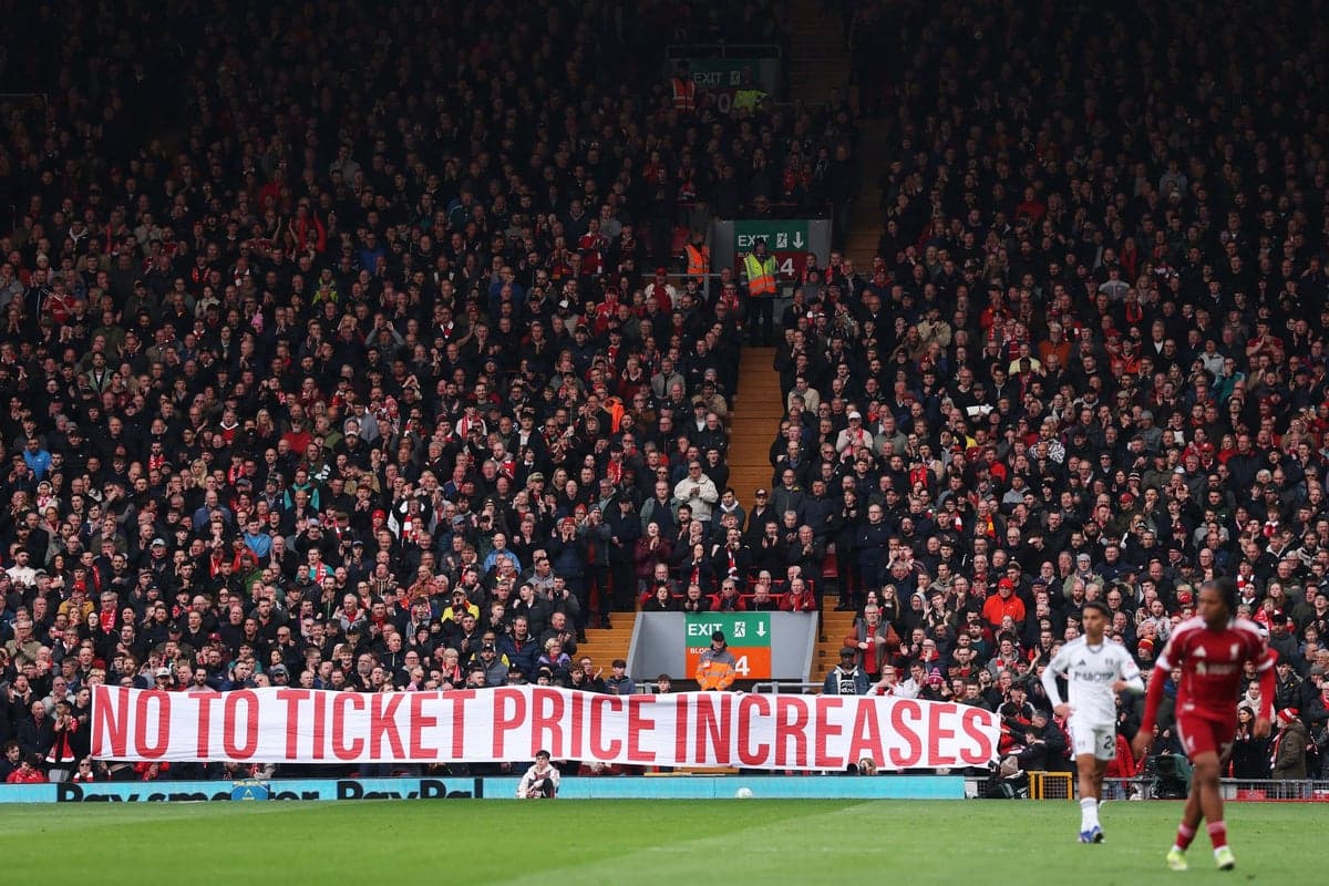 Virgil van Dijk backs Liverpool fans in protest against ticket prices