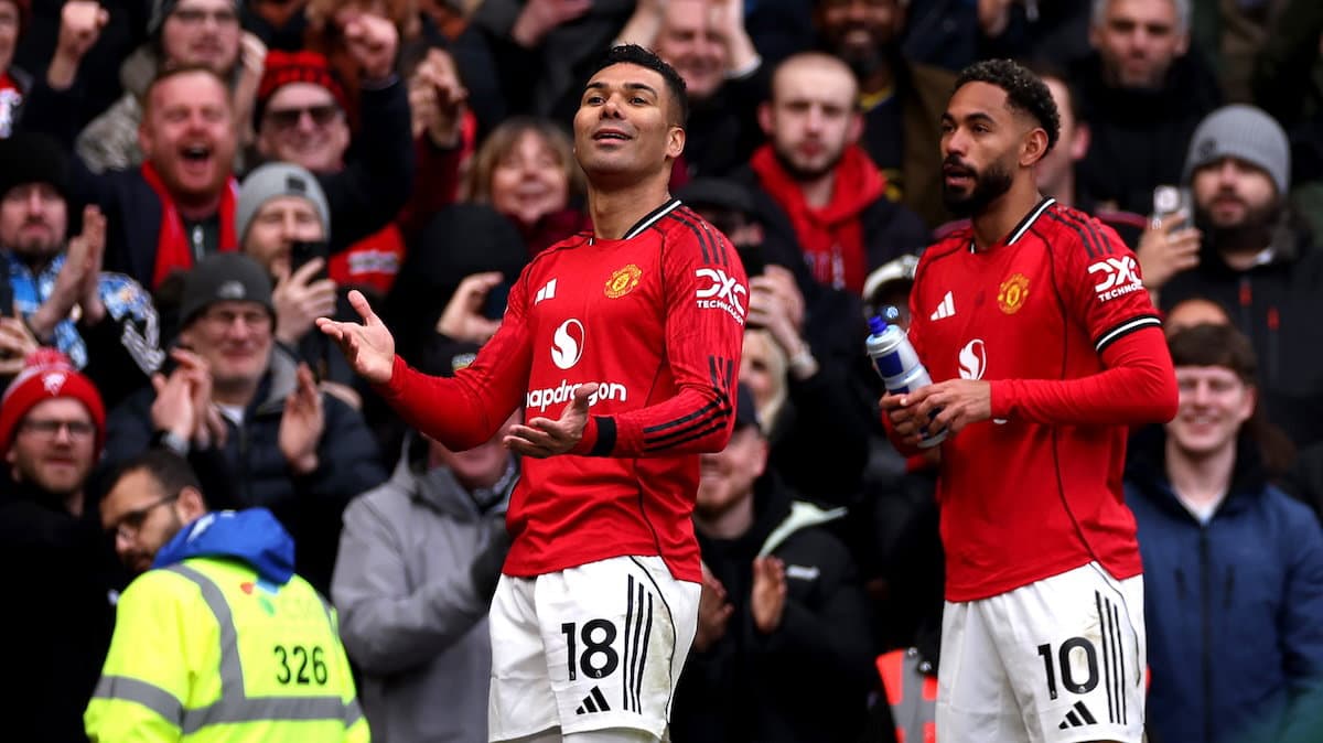 Casemiro: Fenerbahce take key step in pursuit of Man United ace