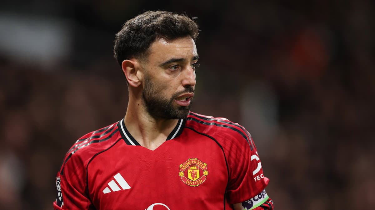 Bruno Fernandes: Galatasaray storm into race for Man United star