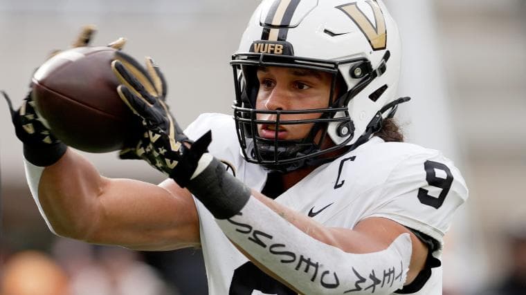 How Eagles' draft pick of Vandy TE Eli Stowers impacts Dallas Goedert on depth chart