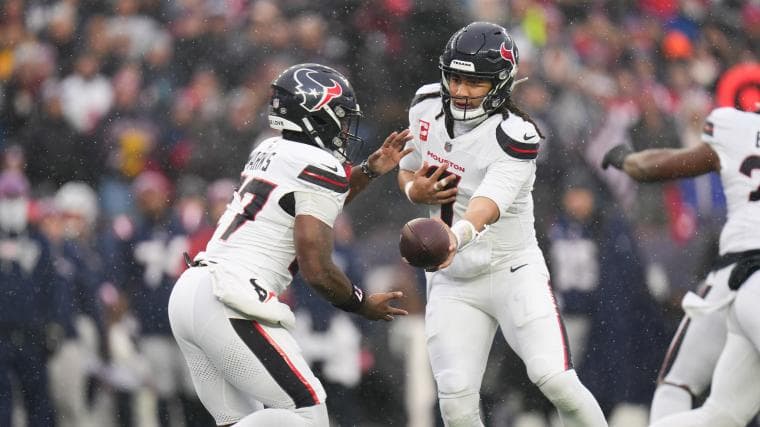 Texans named top landing spot for $255 million 25-TD Eagles star QB