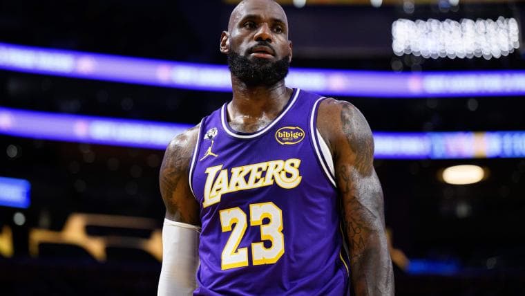 Is LeBron James playing tonight against Jazz? Game status for Lakers star