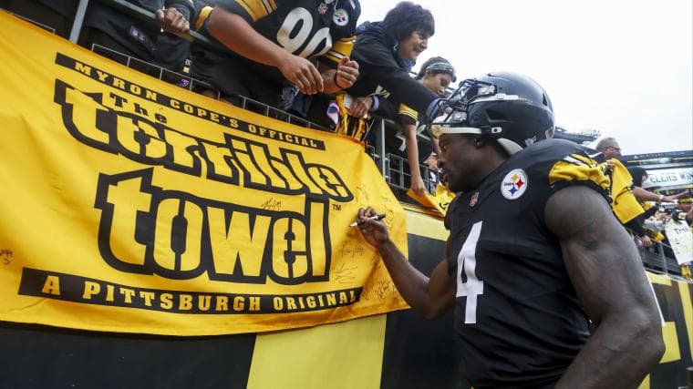 Seahawks ex-star DK Metcalf in danger of being cut due to contract situation