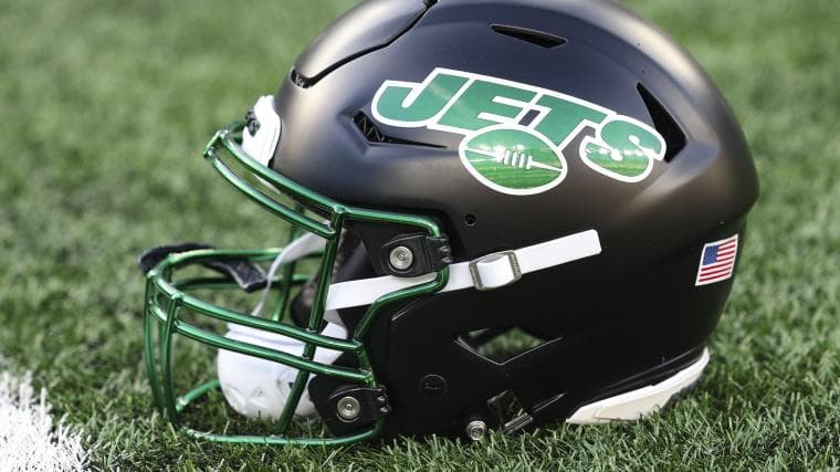 Jets have second-best odds to select polarizing 28-TD QB In NFL Draft