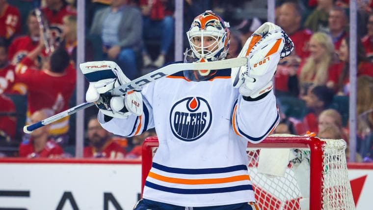 Oilers' goalie gaffe regains spotlight after brutal Sabres mistake