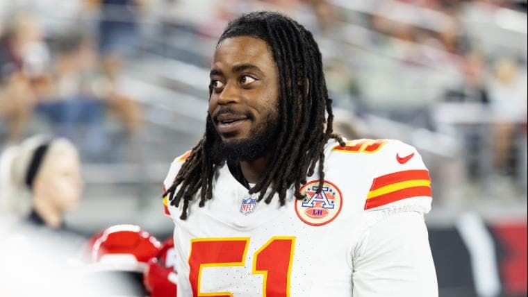 Bills look to AFC rivals to bolster pass rush with 21.5 sack DE