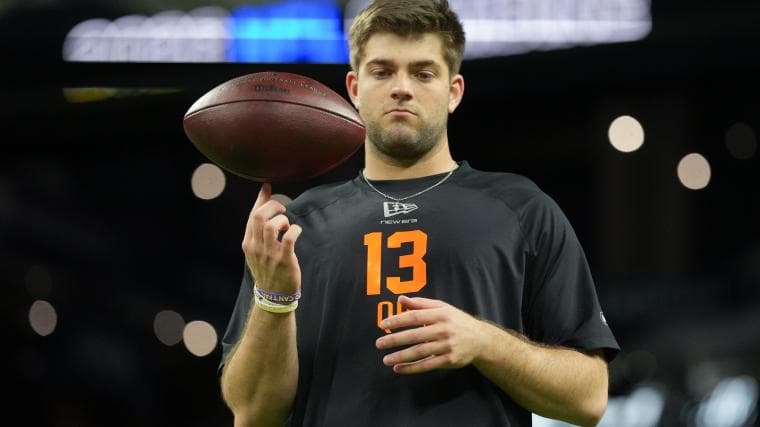 Garrett Nussmeier cyst, explained: How LSU QB played through 'stabbing pain' during 2025 season