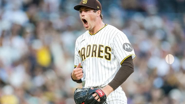 Padres' Mason Miller struck out 4 batters in the 9th inning vs. Cardinals