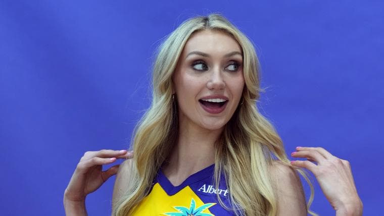 Cameron Brink faces pressure after Sparks coach sends blunt message