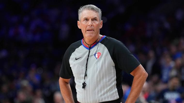 Why Rockets fans think Game 6 vs. Lakers is rigged