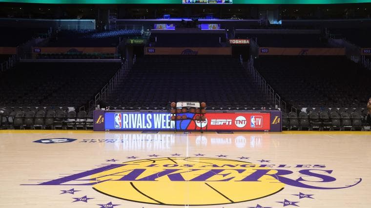 Lakers urged to trade $165 million ex-Mavericks superstar after recent injury concerns