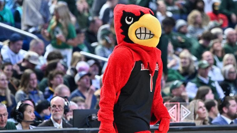 Five-star Obinna Ekezie Jr. makes college commitment announcement: Live updates on the nation's top 2027 center