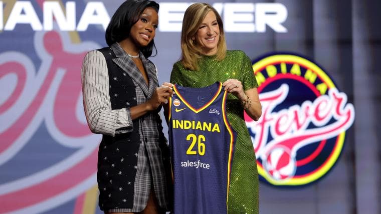 Caitlin Clark gets great news as 'one of the best prospects ever' joins Fever following WNBA Draft