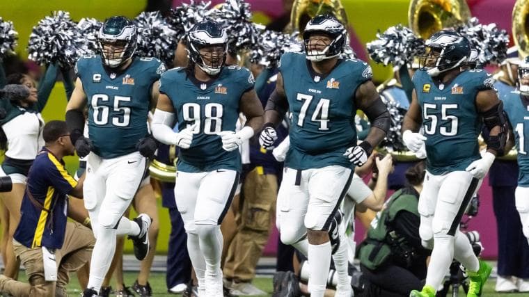 Eagles sign Maximus Pulley, who will try to get his game to match his name