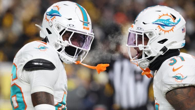 Dolphins part ways with 7 players in post-draft roster moves