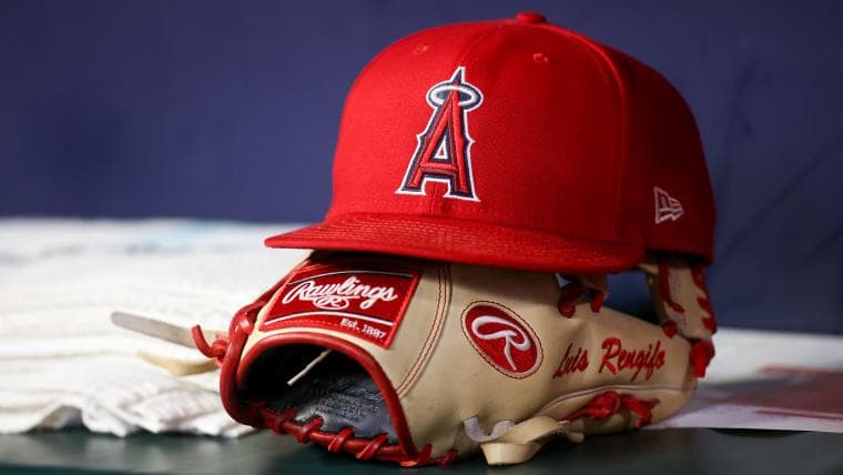 Angels recall 24-year-old lefty from AAA amid Yankees series