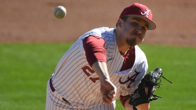 Yankees predicted to trade former first-round pick for bullpen, Carlos Lagrange reasons