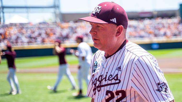Texas vs Texas A&M baseball: Jim Schlossnagle's homecoming goes as you'd expect