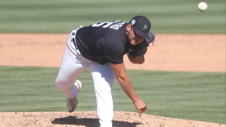 Yankees promote pitcher who hasn't played in MLB since 2022