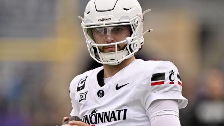 The Cincinnati Bearcats football team, Brendan Sorsby urged to be punished amid betting scandal