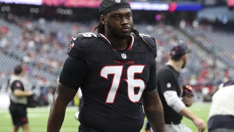 Panthers throw NFL lifeline to former first-round pick Kenyon Green