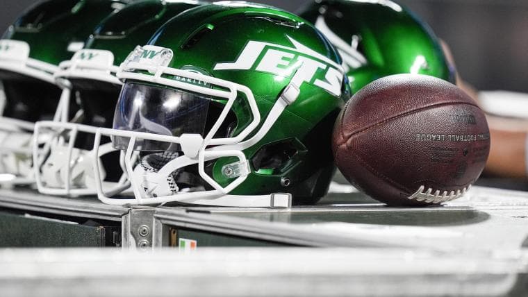 Jets linked to trade for former first round QB who could compete for starting role