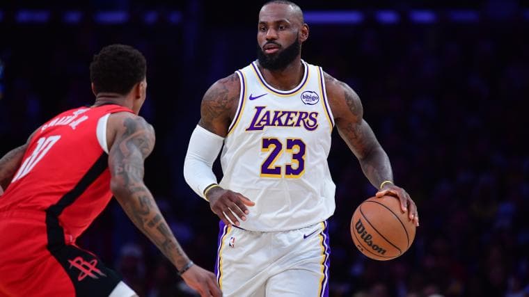 Lakers outlast Rockets in OT, take 3-0 series lead