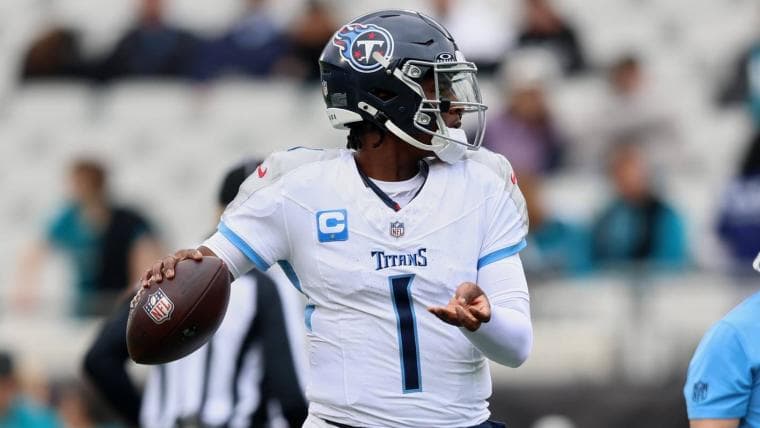 Titans trade proposal adds $120 million weapon for Cam Ward in 2026