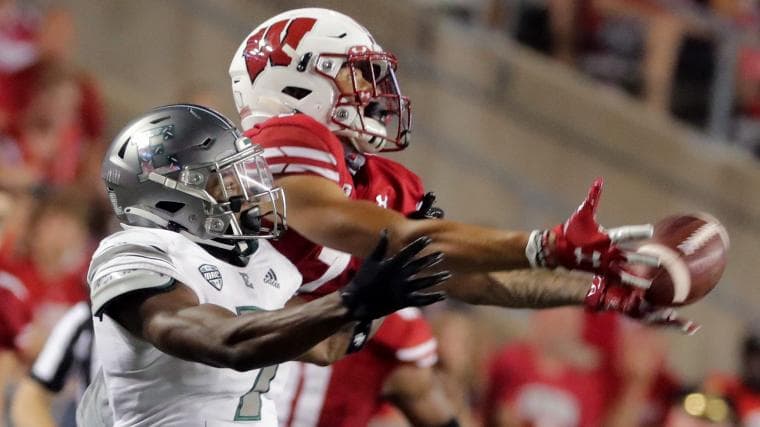 Lions begged for a chance by Arena Football League star with sign outside Detroit facility