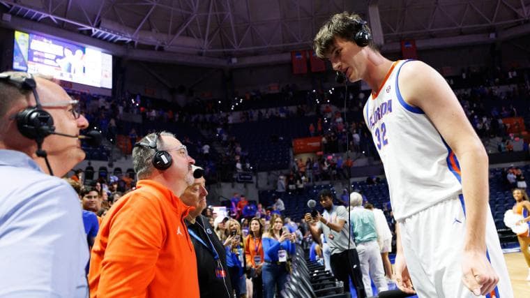 Canadiens' tallest fan is 7-foot-9 college basketball sensation Olivier Rioux