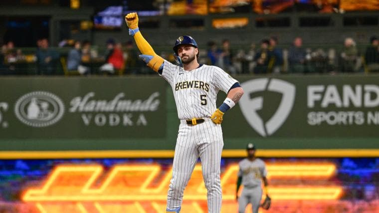 Brewers' Garrett Mitchell scratched from lineup against Cardinals