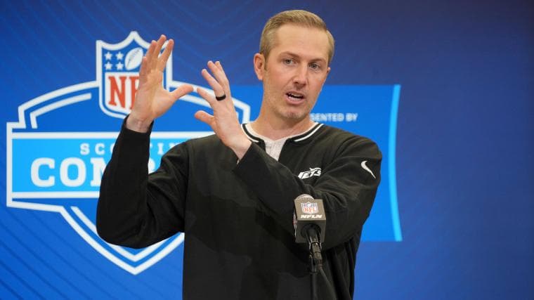 Jets GM plays down David Bailey controversy