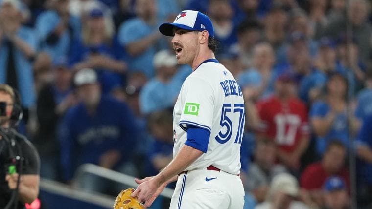 Blue Jays' Shane Bieber injury news isn't good after trade