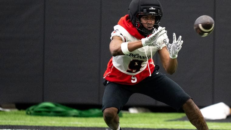 Chiefs sign 6-foot-5 WR with 4.31 40 time and 42-inch vertical