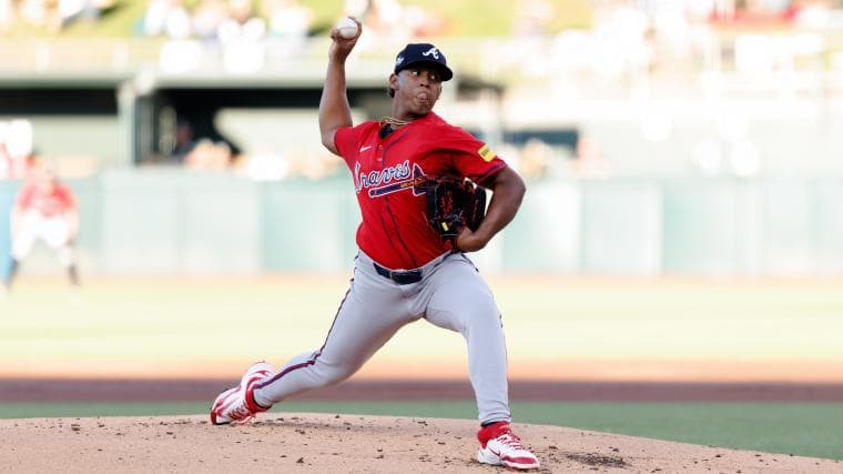 Braves cut ties with All-Star pitcher, creating Dider Fuentes rumors