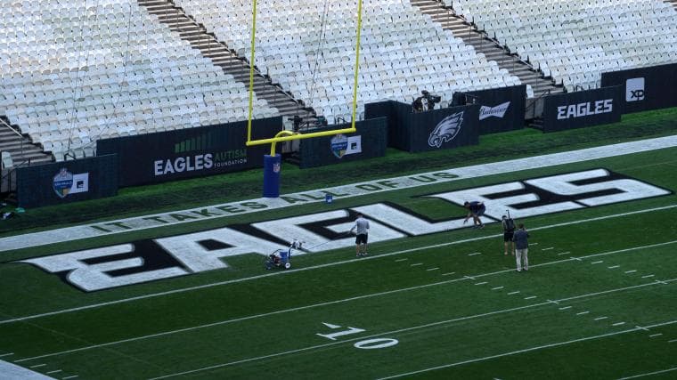 Eagles sign first-round WR NFL draft pick to multi-year deal