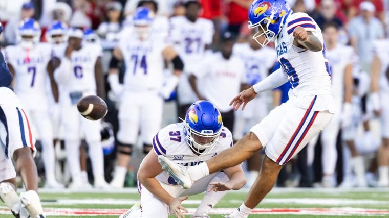 Steelers sign record-setting kicker, 2 intriguing TEs to compete for roster spots