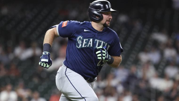 How Cal Raleigh used full uniform shower to wash off the 'bad mojo' and end lengthy hitless streak