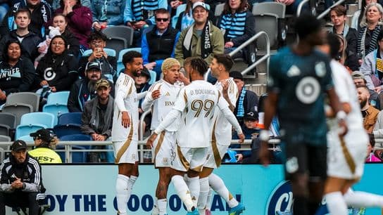 Martínez scores early as LAFC bounces back against Minnesota United