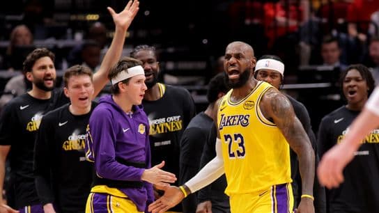 Lakers advance to second round, defeat Rockets in six games