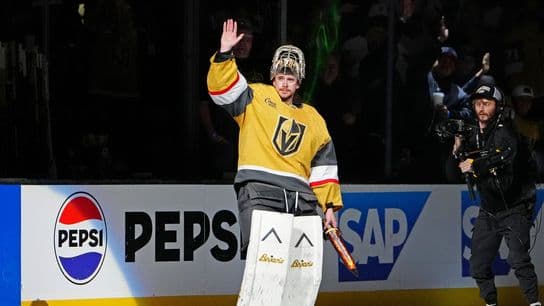 The story of Carter Hart hits triumphant chapter in Game One against Ducks
