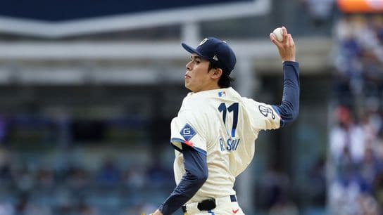 Straight Talk: Sasaki works into 6th as L.A. sticks fork in Chicago’s winning streak